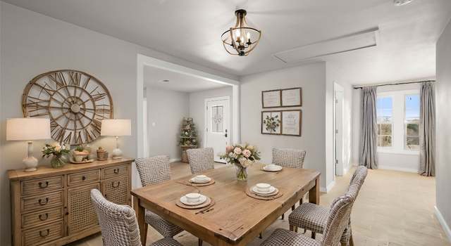 Property at 402 Twin Elm Dr, Canyon Lake, TX 78133, 4 beds, 3 baths