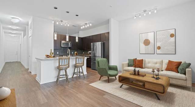 Photo of 1900 Barton Springs Rd #2009, Austin, TX 78704