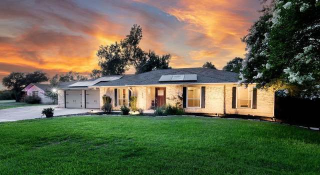 Photo of 606 S Lake Creek Dr, Round Rock, TX 78681