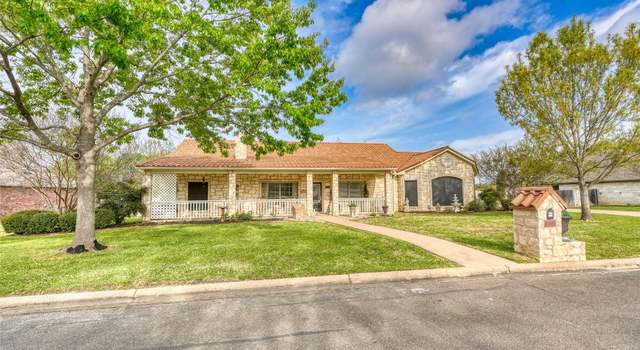 Photo of 120 Turkey Run, Meadowlakes, TX 78654