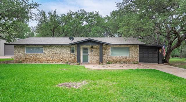 Property at 330 Yucca Dr, Kingsland, TX 78639, 3 beds, 2.5 baths