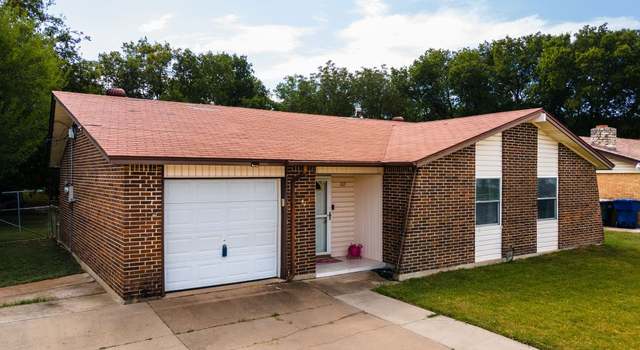 Photo of 107 Hardeman St, Copperas Cove, TX 76522