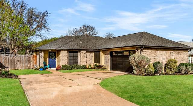 Photo of 704 Firethorn Ln, Round Rock, TX 78664