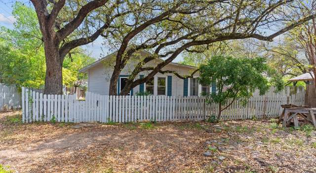 Photo of 18309 Lake Oaks Dr, Jonestown, TX 78645