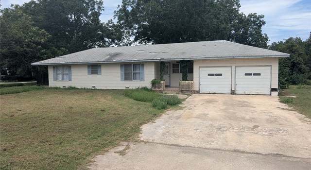 Photo of 201 W Eckhart Ave, Thrall, TX 76578