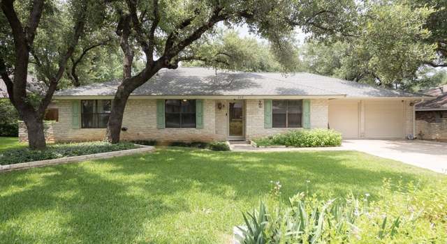 Property at 213 Oakwood Dr, Georgetown, TX 78628, 4 beds, 2 baths