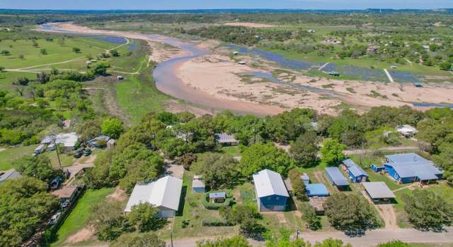 Photo of 122 Ridge Dr, Spicewood, TX 78669