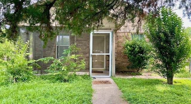 Photo of 501 San Antonio St, Marlin, TX 76661