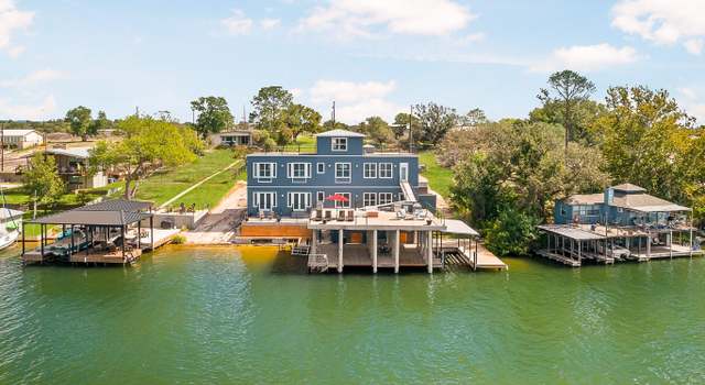 Photo of 302 Green Acres Dr, Granite Shoals, TX 78654