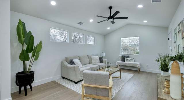 Photo of 908 E 51st St, Austin, TX 78751