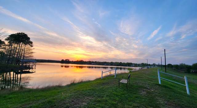 Photo of LOT 13 Peace Pipe, Smithville, TX 78957