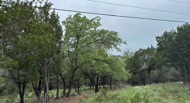 Photo of 4712 Country Club Dr, Lago Vista, TX 78645