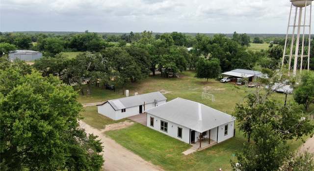 Photo of 402 E Cherry St, Gause, TX 77857