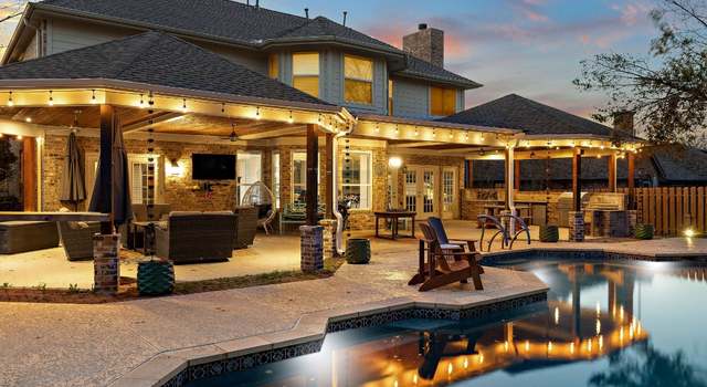 Photo of 2001 Long Cv, Round Rock, TX 78664