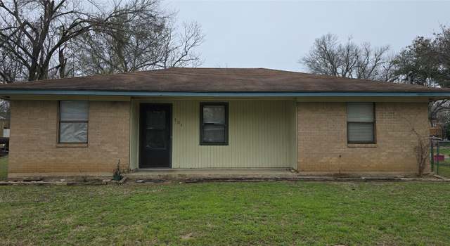 Photo of 701 Burleson St, Rockdale, TX 76567