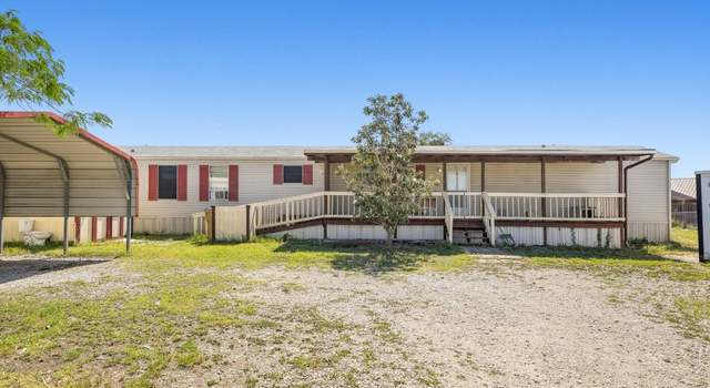 Photo of 4818 Young Oak, Elmendorf, TX 78112