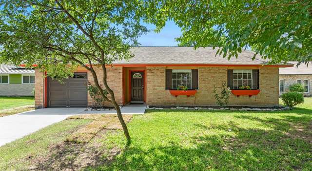 Photo of 6304 Clubway Ln, Austin, TX 78745