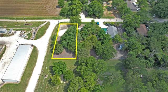 Photo of 805 E Lamb Lot 10, Granger, TX 76530