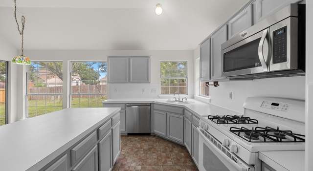 Property at 706 Cornell Dr, Pflugerville, TX 78660, 3 beds, 2 baths