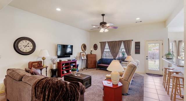 Photo of 141 Marion St, Meadowlakes, TX 78654
