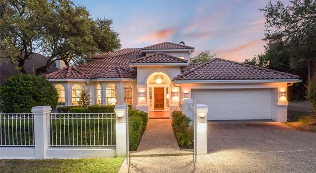 Photo of 5513 Courtyard Dr, Austin, TX 78731