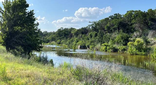 Photo of 1118 Chimney Valley Rd, Blanco, TX 78606