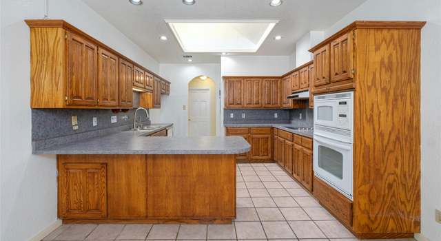 Photo of 126 Poplar Dr, Mountain City, TX 78610