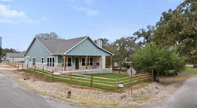 Photo of 602 Shorewood Dr, Granite Shoals, TX 78654