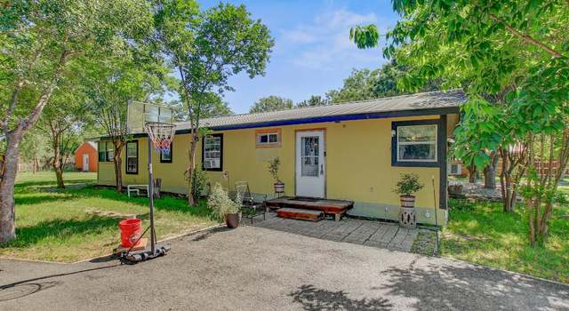 Photo of 279 Shelley Ln, San Marcos, TX 78666