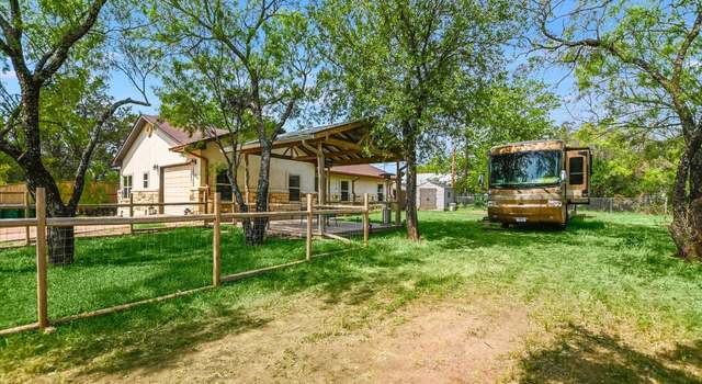 Photo of 614 Maple Ln, Cottonwood Shores, TX 78657