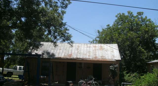 Photo of 416 S Avenue A, Elgin, TX 78621