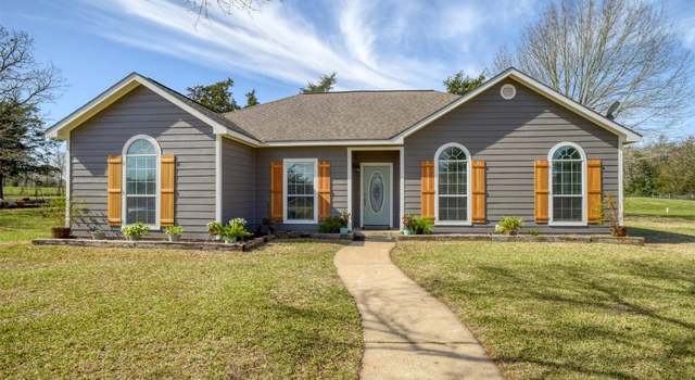 Photo of 267 Pine Valley Dr, Paige, TX 78659