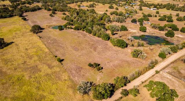 Photo of 117 County Rd, Giddings, TX 78942