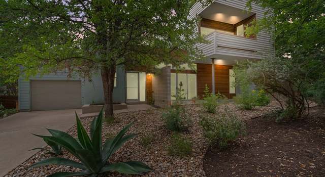 Photo of 816 S Center St, Austin, TX 78704