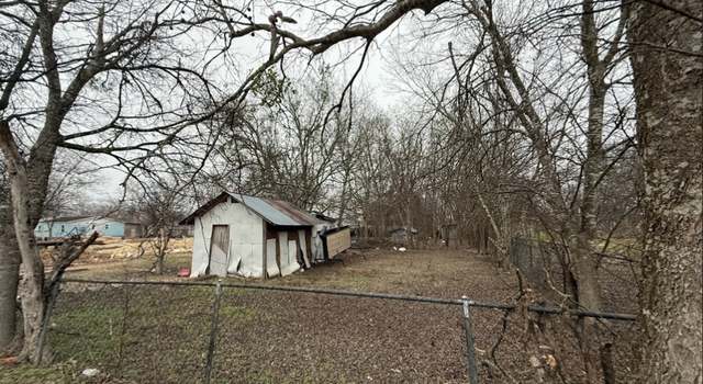 Photo of 411 Salt Lake St, Bartlett, TX 76511