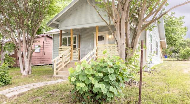Photo of 2010 Benton St, Gonzales, TX 78629