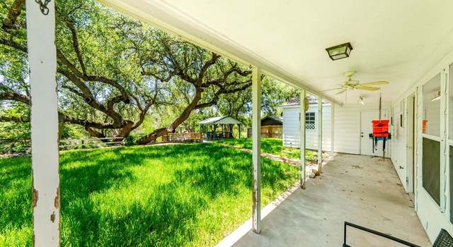 Photo of 730 Gloria Dr, Seguin, TX 78155