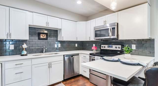 Photo of 935 La Posada Dr #116, Austin, TX 78752