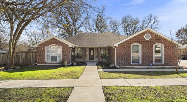 Photo of 250 Hummingbird Way, Martindale, TX 78655