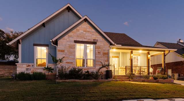 Photo of 127 Hidden Oaks Dr, Kingsland, TX 78639