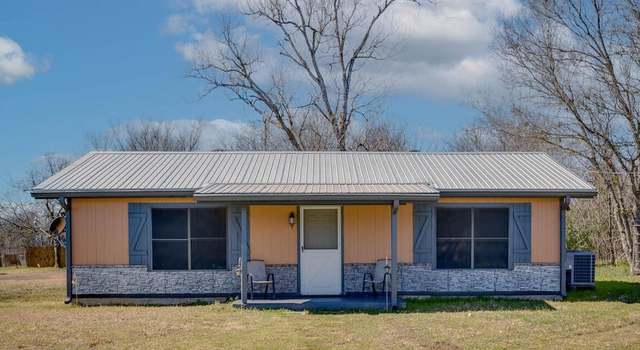 Photo of 144 Ella Ln, Elgin, TX 78621