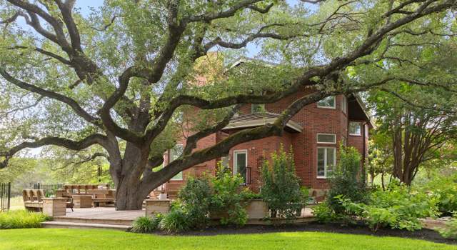 Photo of 3506 Barton Point Dr, Austin, TX 78733