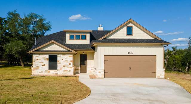 Photo of 1617 Badger Ln, Lampasas, TX 76550