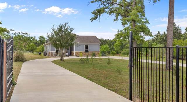 Photo of 111 Angus Ln, Bastrop, TX 78602