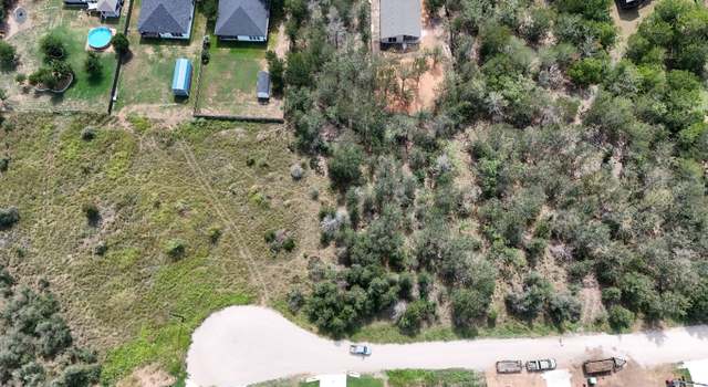 Photo of 137 E Pauwela Ln, Bastrop, TX 78602
