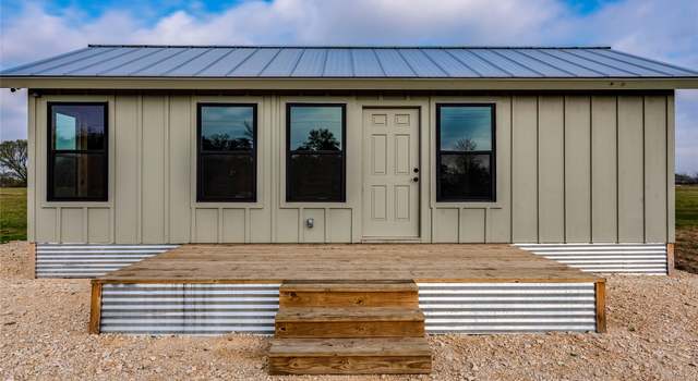 Photo of 4502 Woodrow Center Rd, Kingsbury, TX 78638