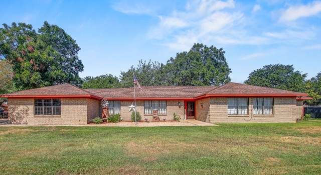 Photo of 105 Frederick Ln, Thorndale, TX 76577