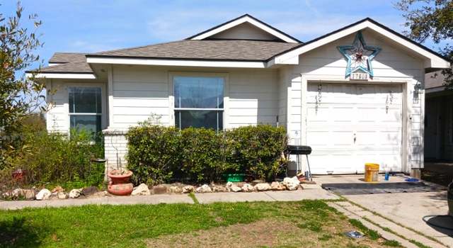 Photo of 17808 Majestic Elm Ln, Elgin, TX 78621