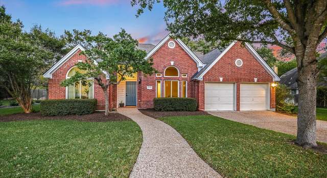 Photo of 3101 Barton Point Dr, Austin, TX 78733
