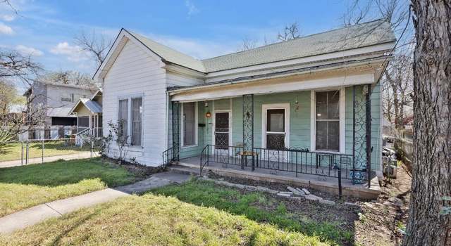 Property at 2705 E 2nd St, Austin, TX 78702, 3 beds, 2 baths